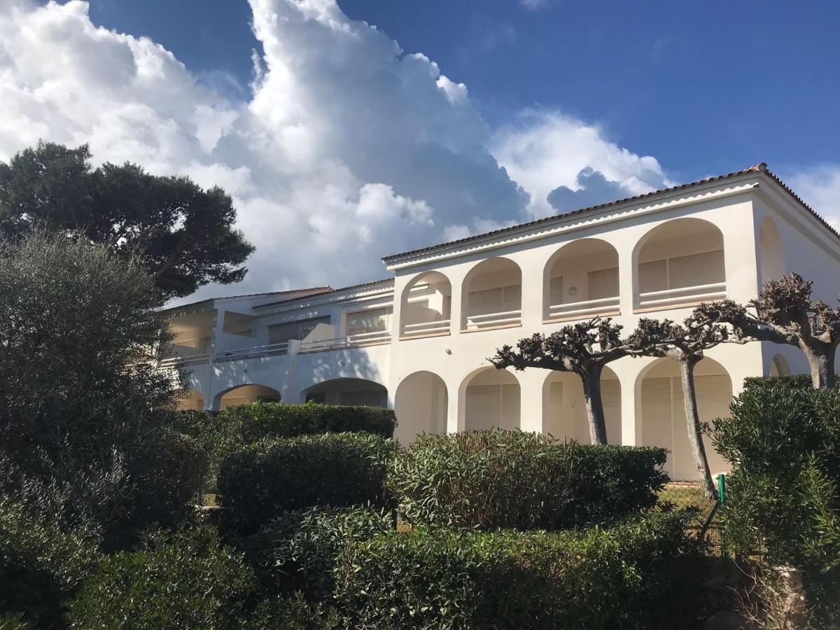 Coves Noves Nice Apartment Of 75 M2 10 Minutes Walk From The Beach Of Arenal D'En Castell Es Mercadal Exterior photo